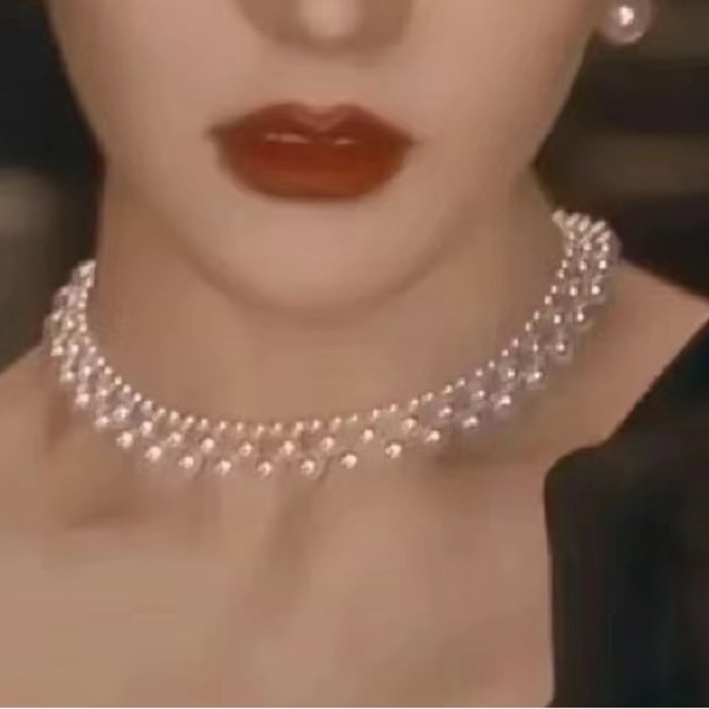 Elegant handmade Freshwater cultured Pearls Necklaces